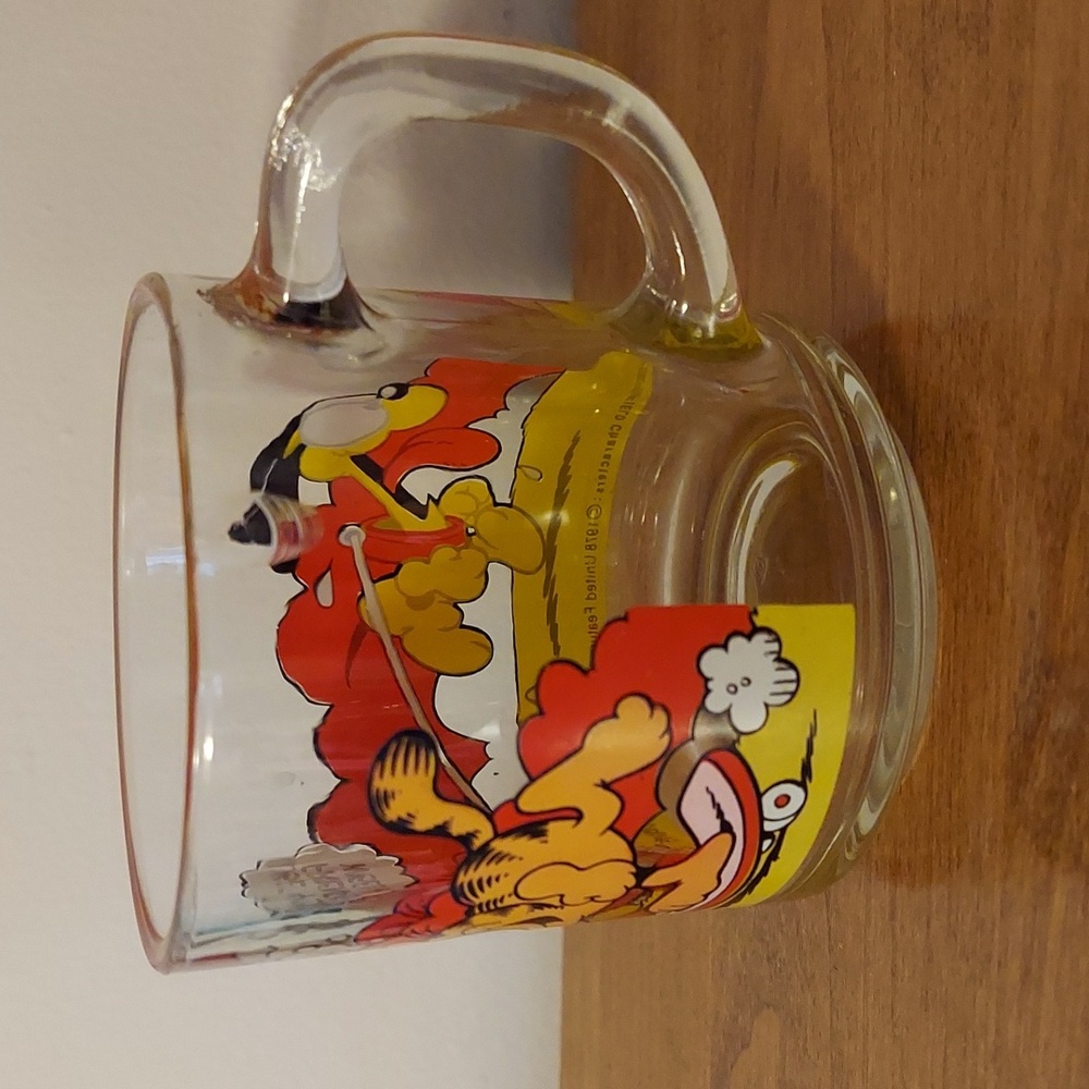 Vtg.1978 Garfield McDonald's Glass Mugs - Picture 14 of 16